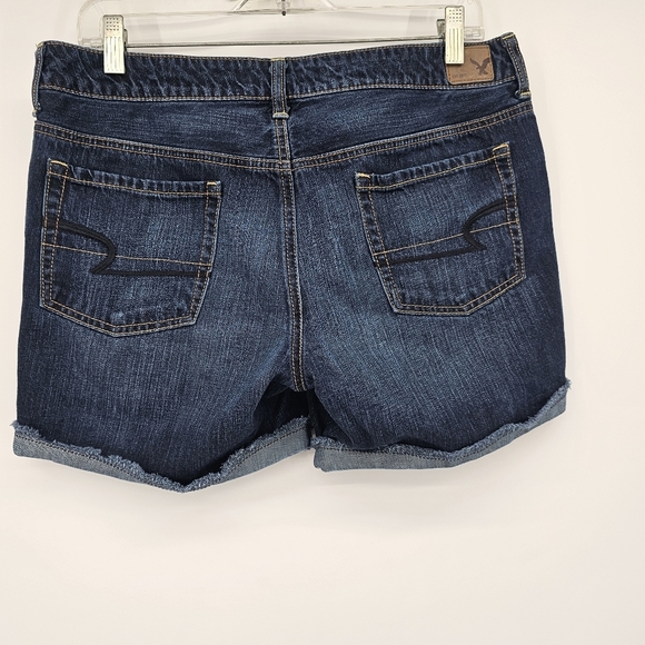 American Eagle Midrise 100% Cotton Raw Hem Denim Shorts Womens Size 10 - Picture 2 of 5